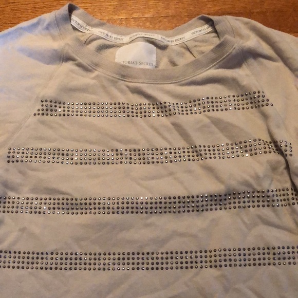 Three quarter sleeve VS sweater - Picture 2 of 2